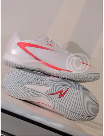 Koleksi pria Omera Sport